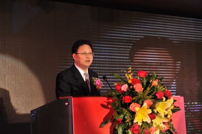 星空體育上市十周年 一路成長感恩相伴